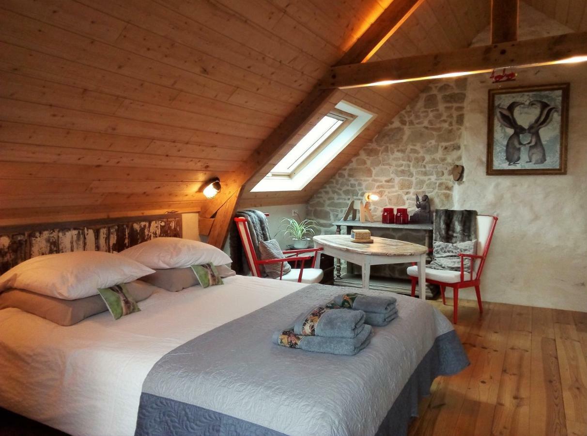 La Grange Aux Lievres, Gites Kerdoel Cleder Bagian luar foto